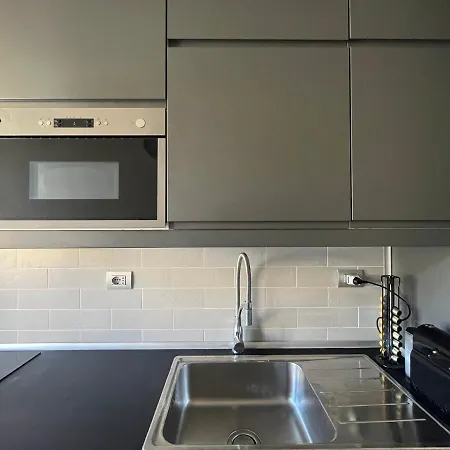 Moderno Bilocale Con Terrazzo Apartment Rome Exterior photo