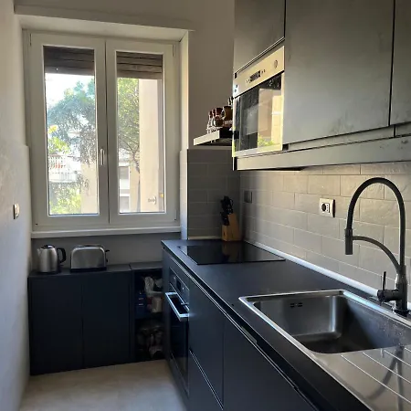 Moderno Bilocale Con Terrazzo Apartment Rome Exterior photo